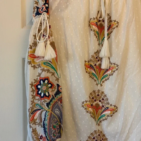 Tolani Cream Blouse with Multicolor Embroidery - Picture 4 of 4